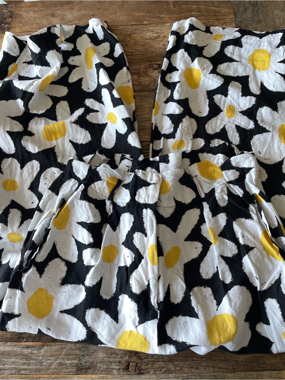 Farm Rio Daisy Pants - Picture 7 of 8
